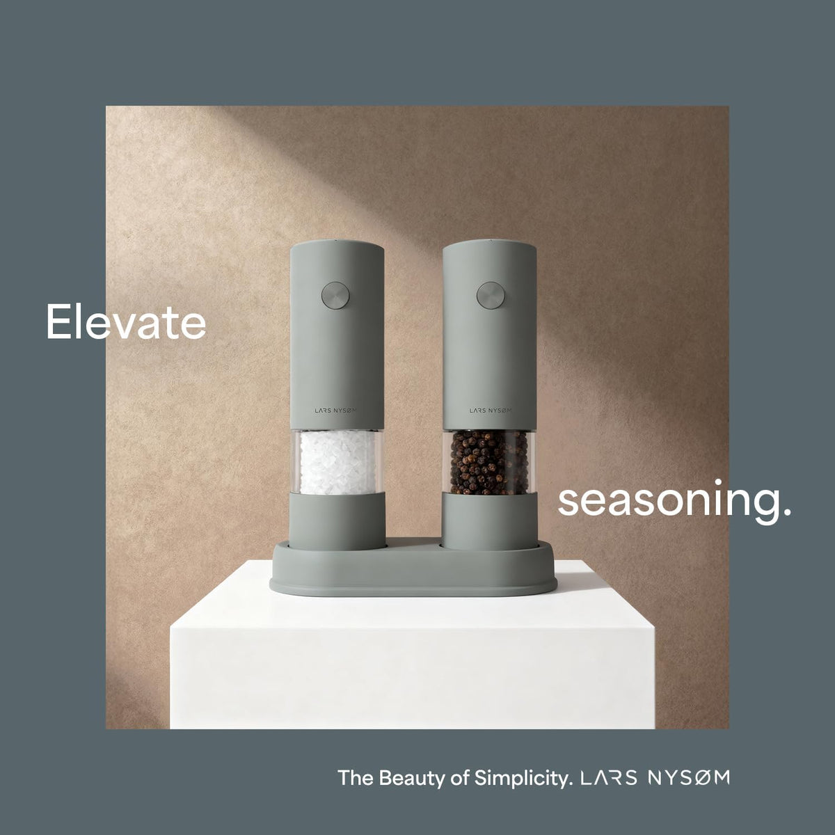 LARS NYSØM Electric Salt and Pepper Mill - Automatic - Salt and Pepper