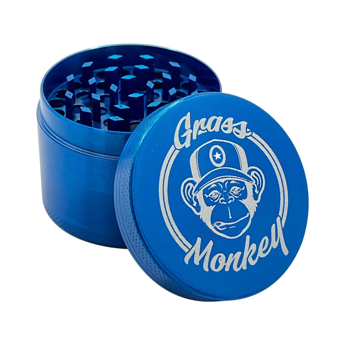 Basic Metal Grinder - 4 Pieces, Diameter 5.5 cm, Green, Robust Herb Grinder with Pollen Strainer and Shovel, Compact and Durable