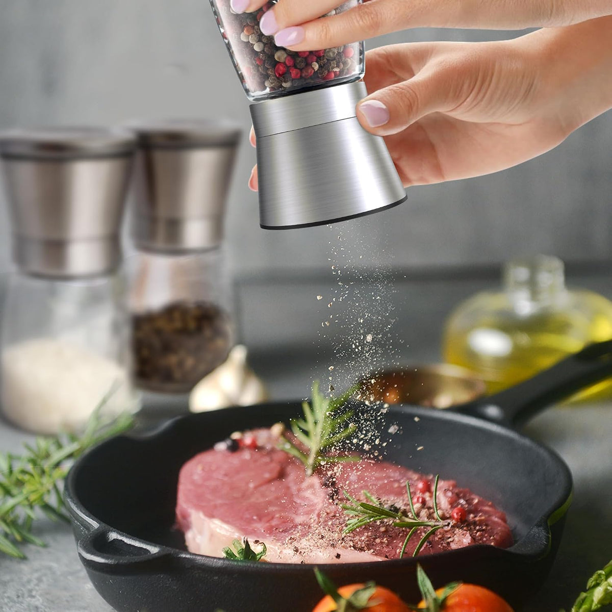 KitchenBoss Salt and Pepper Grinder: 2 Pieces Manual Pepper Mill Mincer, Salt and Pepper Mill Set with Ceramic Grinding Core, for Coarse Sea Salt, Pepper Beans [Without Spices Content]